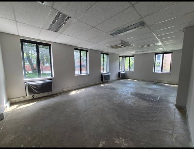 555M² OFFICE TO LET IN SANDTON CENTRAL